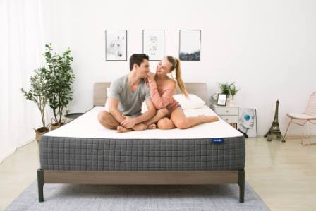Gel Memory Foam Mattress from Sweetnight